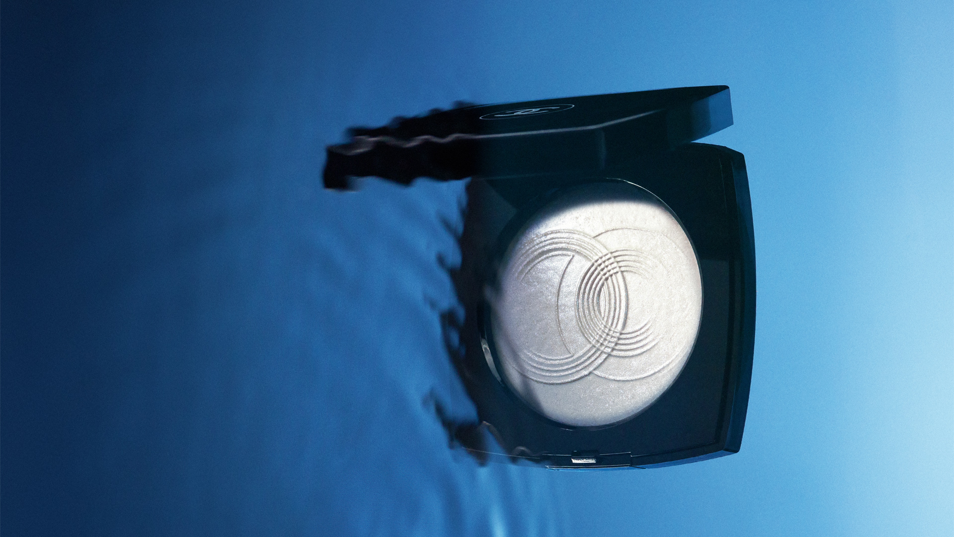 Chanel - La lumière de bleue